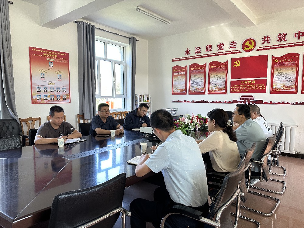 奎屯市誠潔環(huán)保科技有限責任公司 迎接克拉瑪依市衛(wèi)健委考察組實地考察